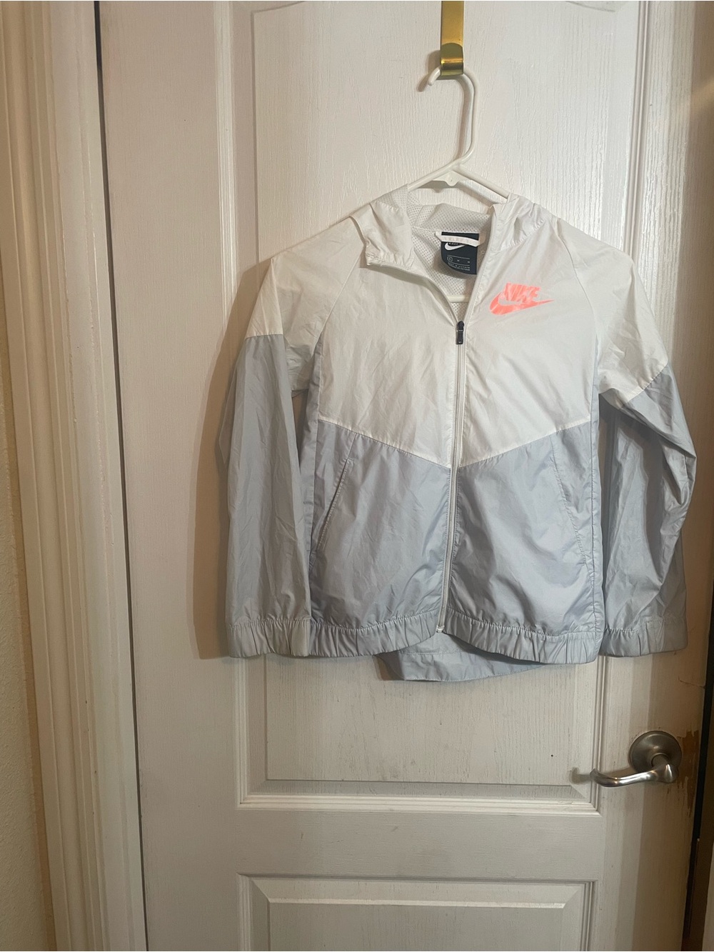 Nike girls White & Light Gray Windbreaker with Pink Coral Logo